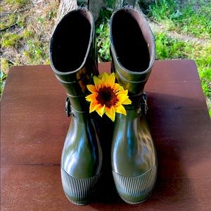 Coach Rain Boots!! Winter Green🌂☔